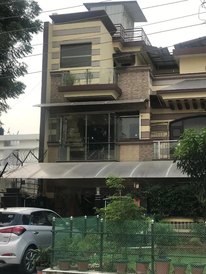 Guest house Utk The Komfort Panchkula