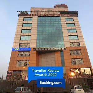 3* Hotel Fabhotel Mid Town Grand